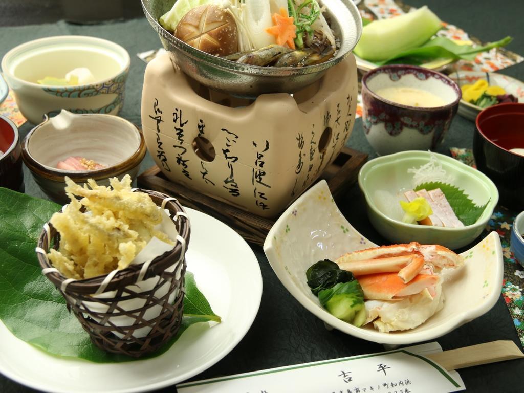 Отель Kichibei Kaizu Экстерьер фото