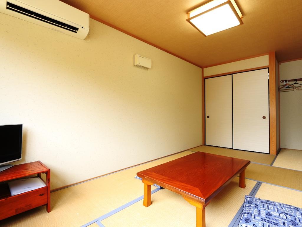 Отель Kichibei Kaizu Экстерьер фото