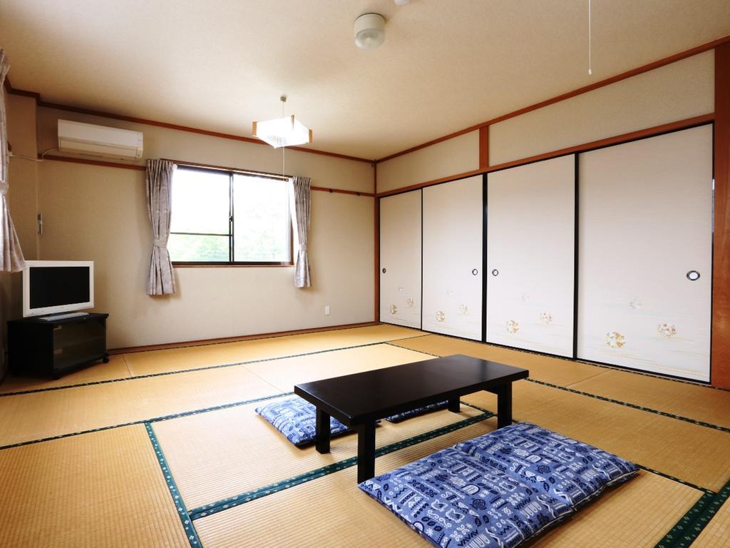 Отель Kichibei Kaizu Экстерьер фото